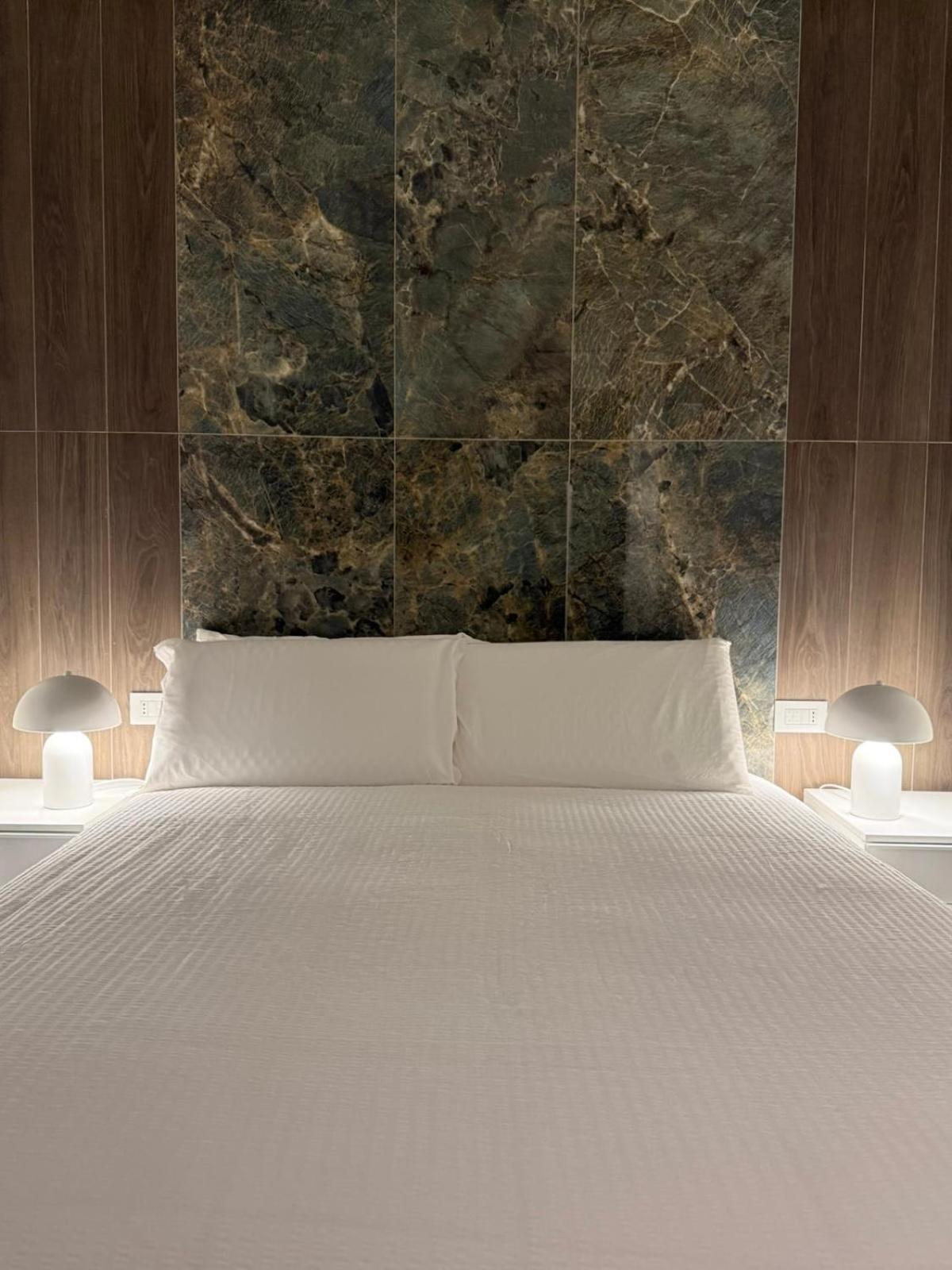 Ando'S Boutique Apartment ميلان المظهر الخارجي الصورة